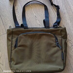 Alpaka Bravo Tote Army Green
